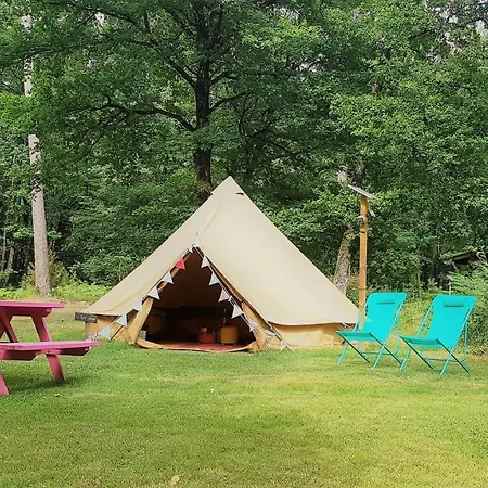 Bois De St Hilaire * Chalandray